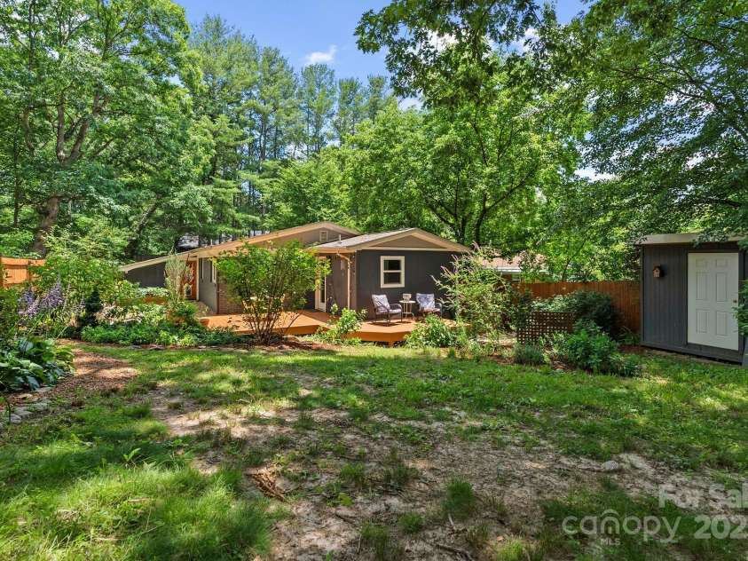 207 Oconeechee Avenue, Black Mountain, NC 28711.  MLS# CAR4290585, YatesRealty ID 32284. Mature Landscaping * Garden Shed