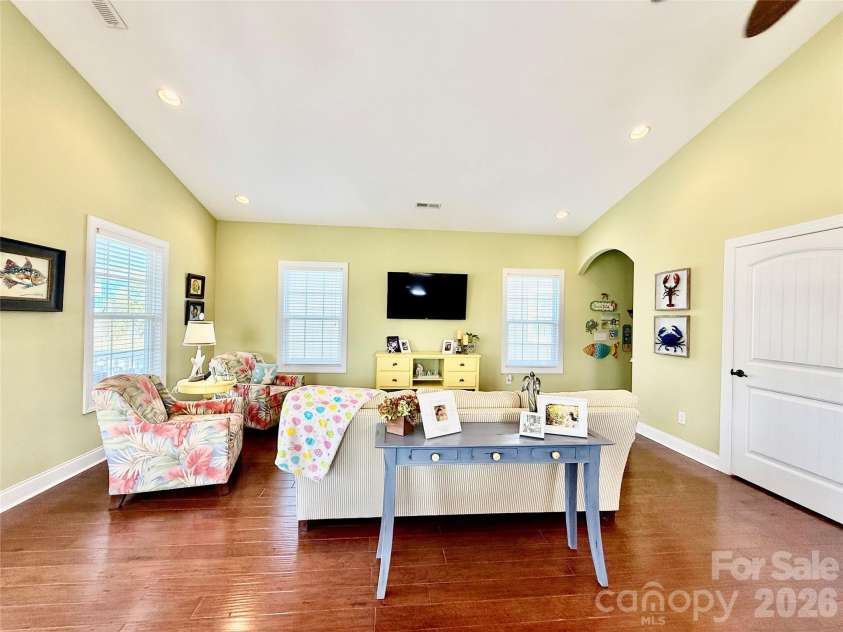 1965 24th Avenue, North Myrtle Beach, SC 29582.  MLS# CAR4362359, YatesRealty ID 32285. 