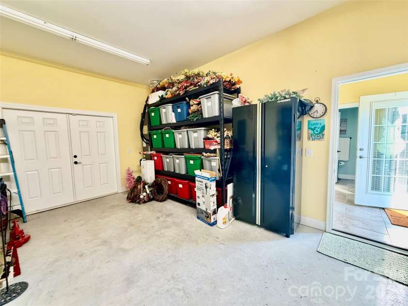1965 24th Avenue, North Myrtle Beach, SC 29582.  MLS# CAR4362359, YatesRealty ID 32285. 
