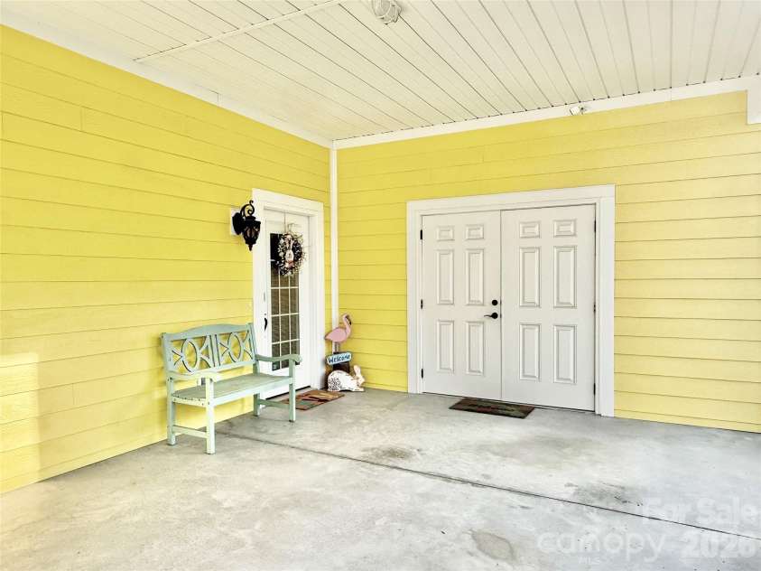 1965 24th Avenue, North Myrtle Beach, SC 29582.  MLS# CAR4362359, YatesRealty ID 32285. 