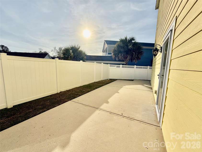 1965 24th Avenue, North Myrtle Beach, SC 29582.  MLS# CAR4362359, YatesRealty ID 32285. 