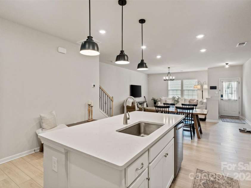 925 Cobbled Way, Fort Mill, SC 29715.  MLS# CAR4292216, YatesRealty ID 32285. 