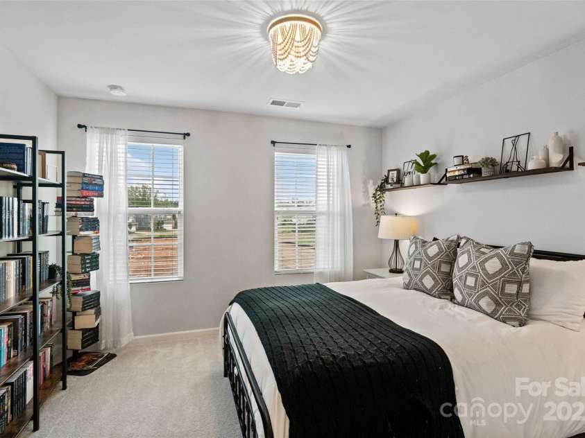 925 Cobbled Way, Fort Mill, SC 29715.  MLS# CAR4292216, YatesRealty ID 32285. 