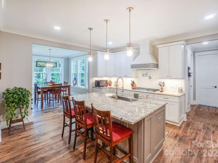 138 Waterbury Drive, Mooresville, NC 28117.  MLS# CAR4289133, YatesRealty ID 32286. 