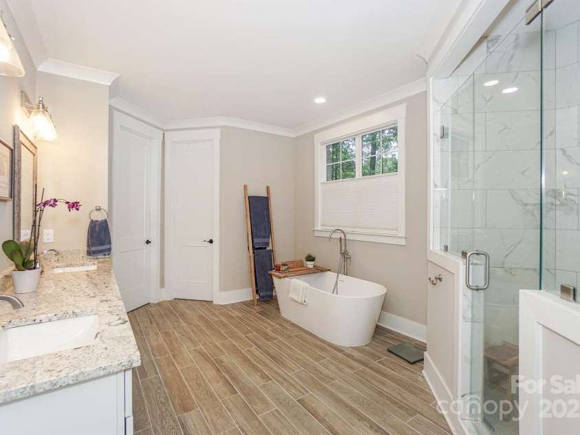 138 Waterbury Drive, Mooresville, NC 28117.  MLS# CAR4289133, YatesRealty ID 32286. 