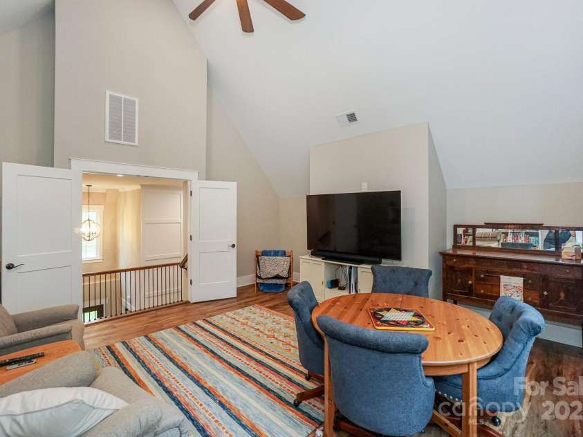138 Waterbury Drive, Mooresville, NC 28117.  MLS# CAR4289133, YatesRealty ID 32286. 