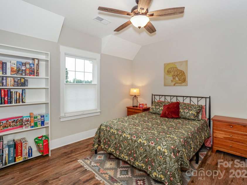 138 Waterbury Drive, Mooresville, NC 28117.  MLS# CAR4289133, YatesRealty ID 32286. 