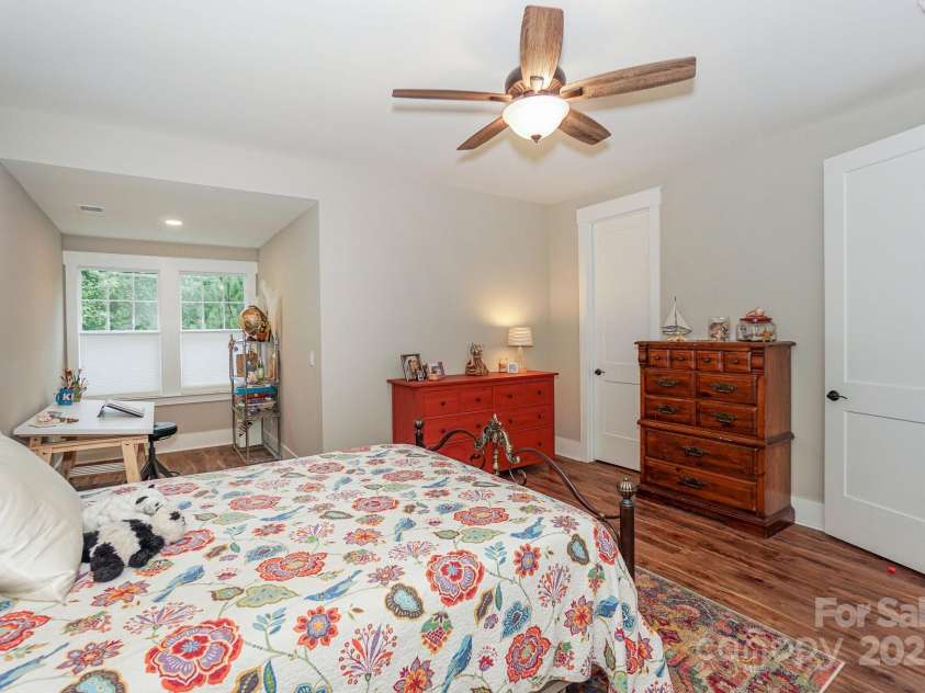 138 Waterbury Drive, Mooresville, NC 28117.  MLS# CAR4289133, YatesRealty ID 32286. 