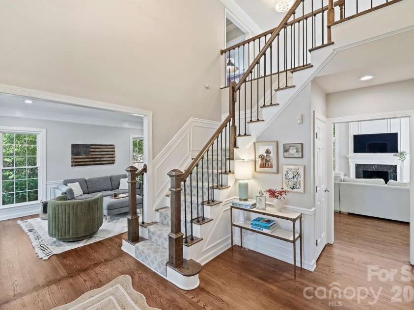 5319 Piper Glen Drive, Charlotte, NC 28277.  MLS# CAR4389284, YatesRealty ID 32287. 