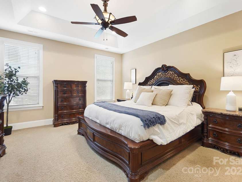 6011 Berewick Commons Parkway, Charlotte, NC 28278.  MLS# CAR4290443, YatesRealty ID 32287. 