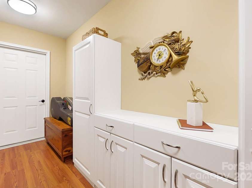 6011 Berewick Commons Parkway, Charlotte, NC 28278.  MLS# CAR4290443, YatesRealty ID 32287. 