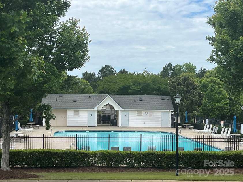 2266 Hanover Court, Fort Mill, SC 29707.  MLS# CAR4290119, YatesRealty ID 32288. 