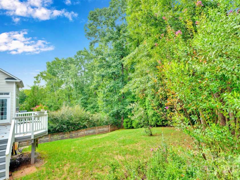 10837 Wilklee Drive, Charlotte, NC 28277.  MLS# CAR4291403, YatesRealty ID 32289. Deck and back yard