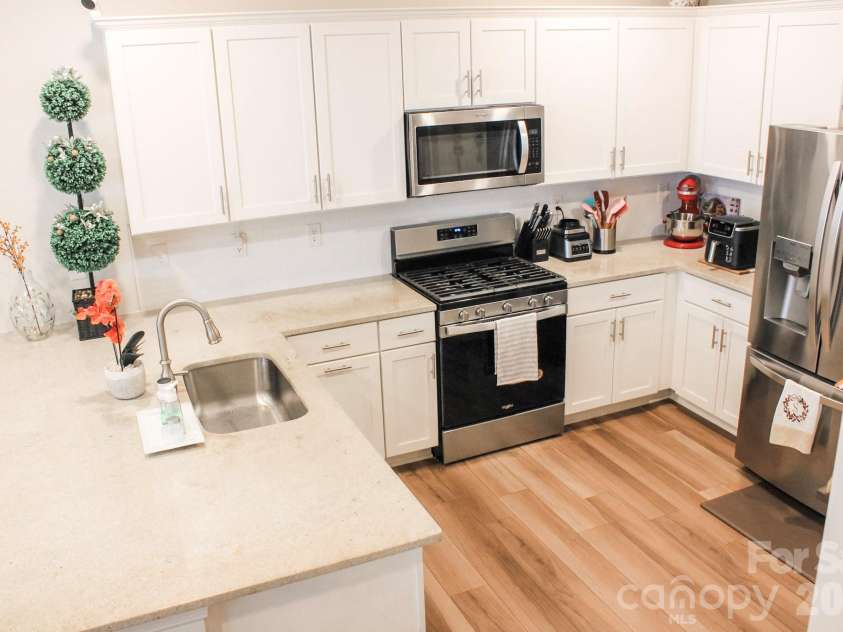 1925 Plath Top Road, Rock Hill, SC 29732.  MLS# CAR4395666, YatesRealty ID 32289. 