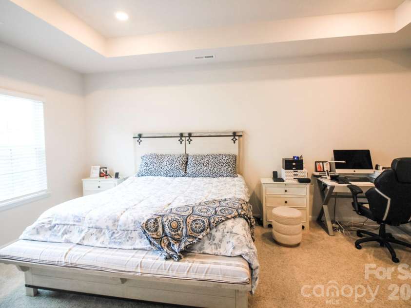 1925 Plath Top Road, Rock Hill, SC 29732.  MLS# CAR4395666, YatesRealty ID 32289. Tray ceiling in primary suite
