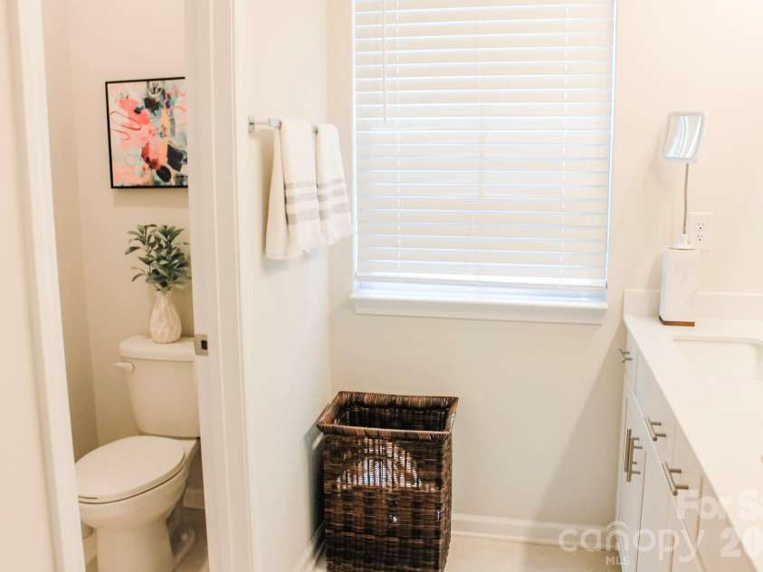 1925 Plath Top Road, Rock Hill, SC 29732.  MLS# CAR4395666, YatesRealty ID 32289. Water closet - primary suite