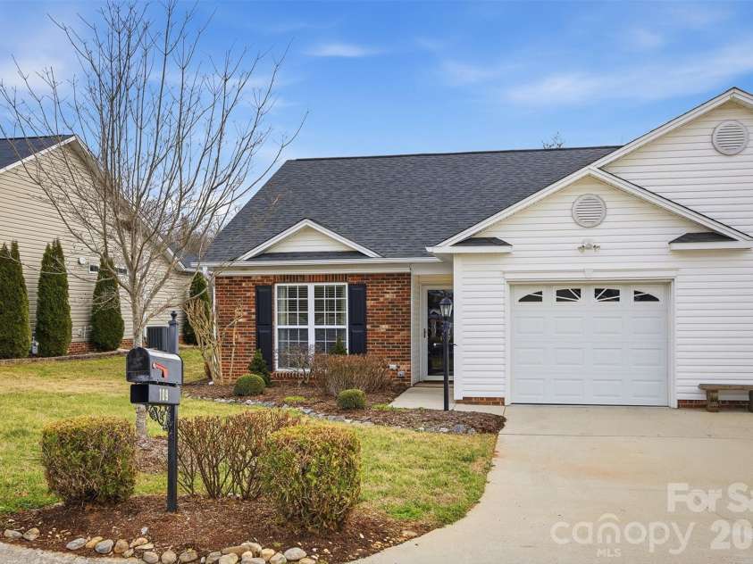 109 Morgan Trace Drive, Valdese, NC 28690.  MLS# CAR4350073, YatesRealty ID 3229. 