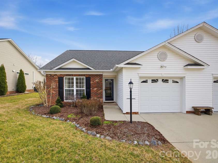 109 Morgan Trace Drive, Valdese, NC 28690.  MLS# CAR4350073, YatesRealty ID 3229. 