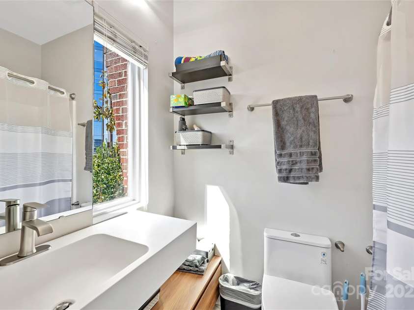 1425 Camden Road, Charlotte, NC 28203.  MLS# CAR4311487, YatesRealty ID 3229. Bedroom 3 ensuite bath Updated 