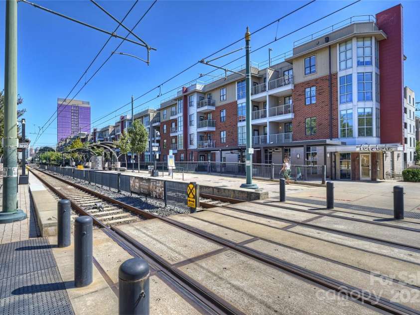 1425 Camden Road, Charlotte, NC 28203.  MLS# CAR4311487, YatesRealty ID 3229. Bland Street stop 