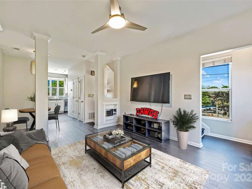 1425 Camden Road, Charlotte, NC 28203.  MLS# CAR4311487, YatesRealty ID 3229. Living room with new floors 