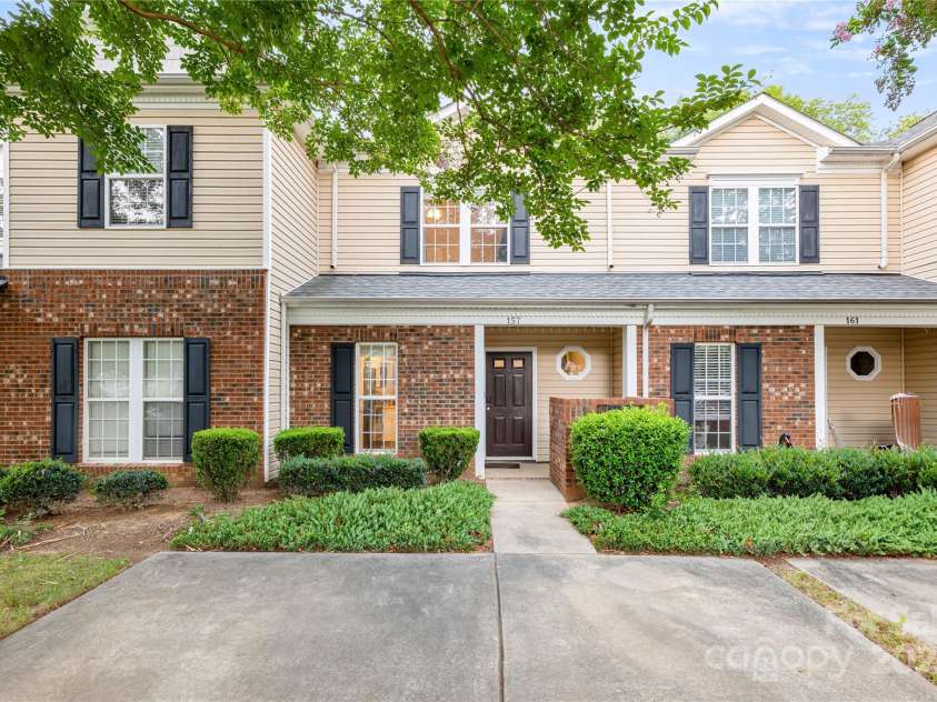 157 Ross Moore Avenue, Charlotte, NC 28205.  MLS# CAR4291377, YatesRealty ID 32290. 