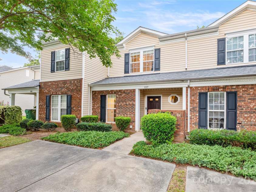 157 Ross Moore Avenue, Charlotte, NC 28205.  MLS# CAR4291377, YatesRealty ID 32290. 