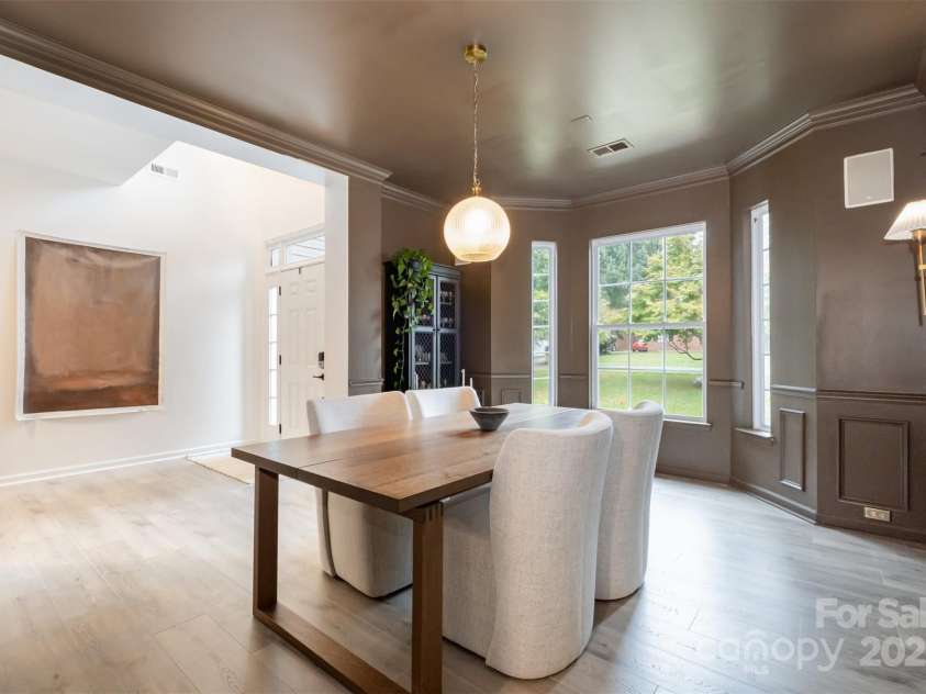 2435 Alaqua Court, Matthews, NC 28105.  MLS# CAR4287822, YatesRealty ID 32291. 