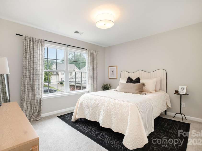 2435 Alaqua Court, Matthews, NC 28105.  MLS# CAR4287822, YatesRealty ID 32291. 