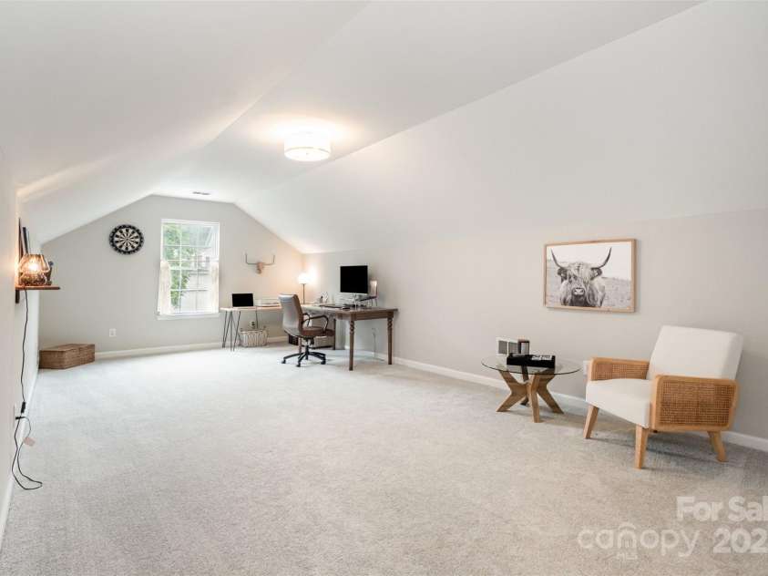 2435 Alaqua Court, Matthews, NC 28105.  MLS# CAR4287822, YatesRealty ID 32291. 