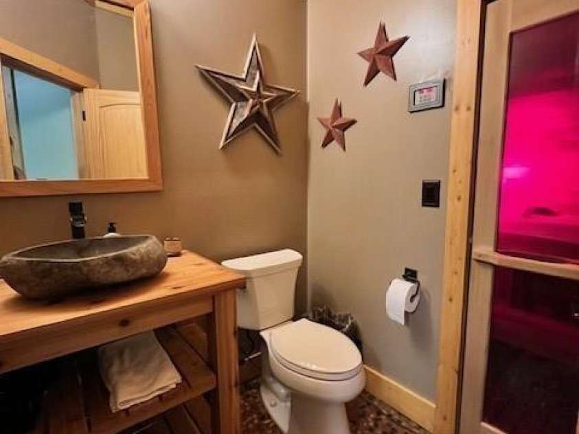 51 Airport Road, Mars Hill, NC 28754.  MLS# CAR4395052, YatesRealty ID 32292. LL - HALFBATH AND SAUNA
