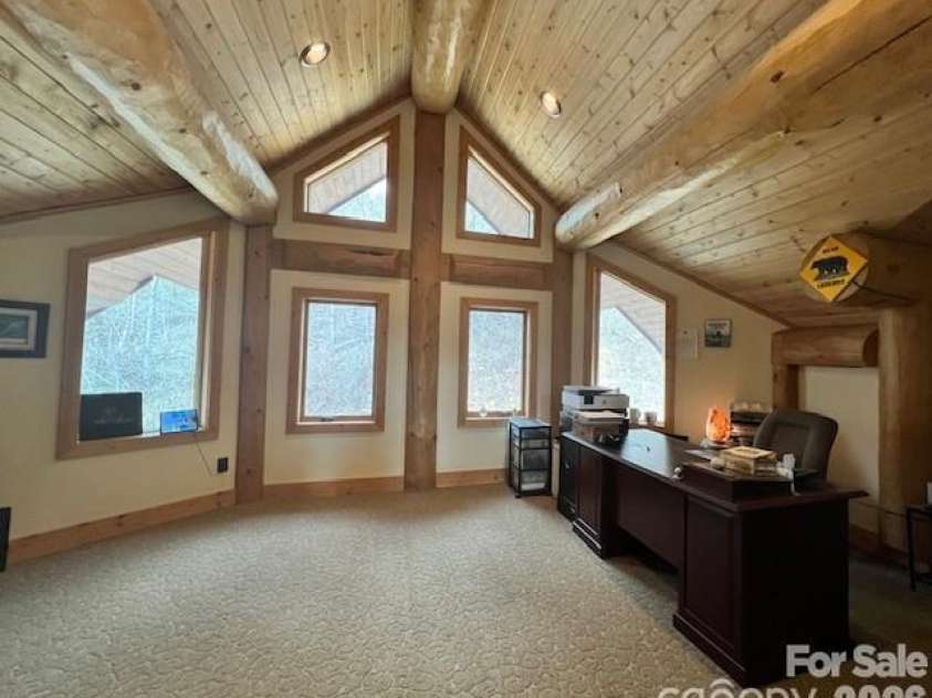 51 Airport Road, Mars Hill, NC 28754.  MLS# CAR4395052, YatesRealty ID 32292. UPPER - OVERSIZED OFFICE
