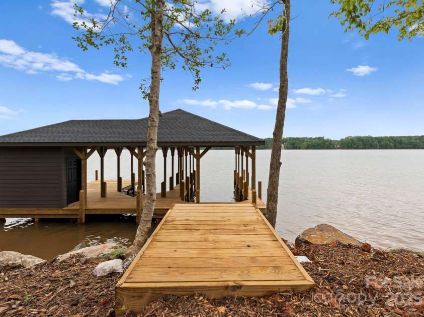 8066 Edgewater Drive, Norwood, NC 28128.  MLS# CAR4260956, YatesRealty ID 32293. 