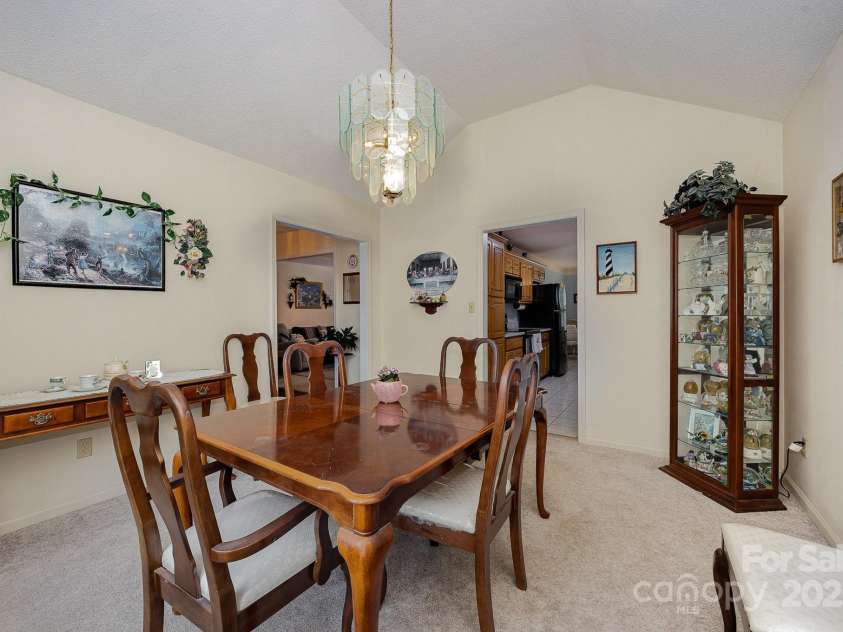 2695 Hill Top Drive, Salisbury, NC 28147.  MLS# CAR4276617, YatesRealty ID 32294. 