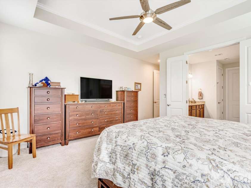 6601 Good News Drive, Charlotte, NC 28215.  MLS# CAR4390689, YatesRealty ID 32294. 