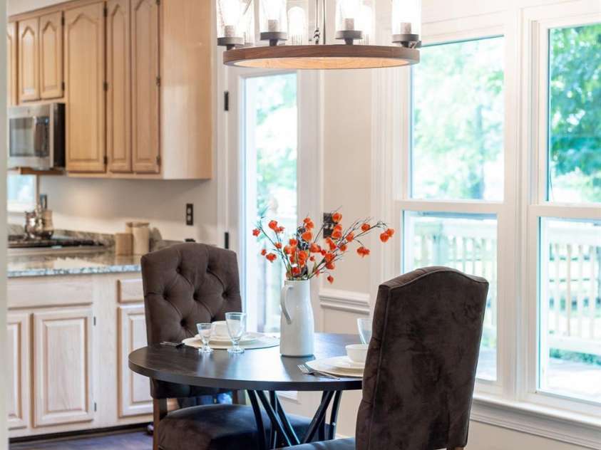 5408 Apple Glen Drive, Harrisburg, NC 28075.  MLS# CAR4273916, YatesRealty ID 32295. Breakfast area