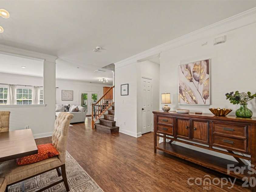 8915 Oransay Way, Charlotte, NC 28278.  MLS# CAR4393957, YatesRealty ID 32295. 
