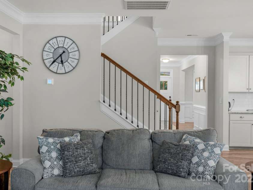 236 Robinwood Lane, Lake Wylie, SC 29710.  MLS# CAR4276831, YatesRealty ID 32296. 