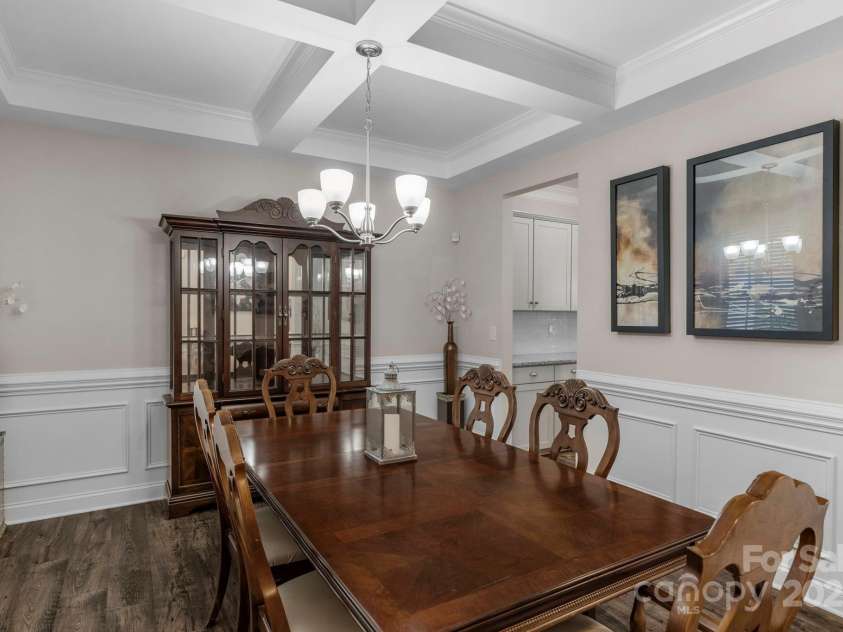 236 Robinwood Lane, Lake Wylie, SC 29710.  MLS# CAR4276831, YatesRealty ID 32296. Dining Room