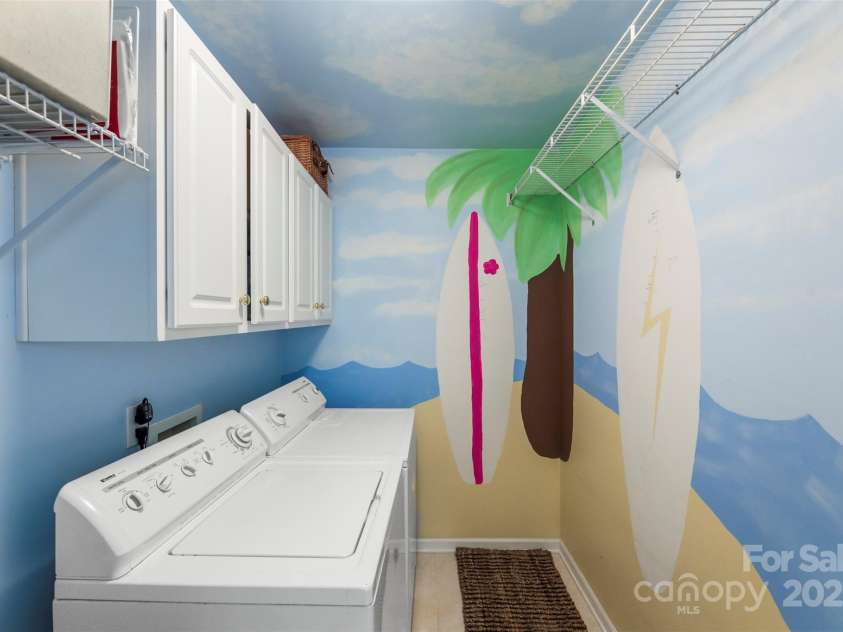 10928 Knight Castle Drive, Charlotte, NC 28277.  MLS# CAR4280525, YatesRealty ID 32297. 