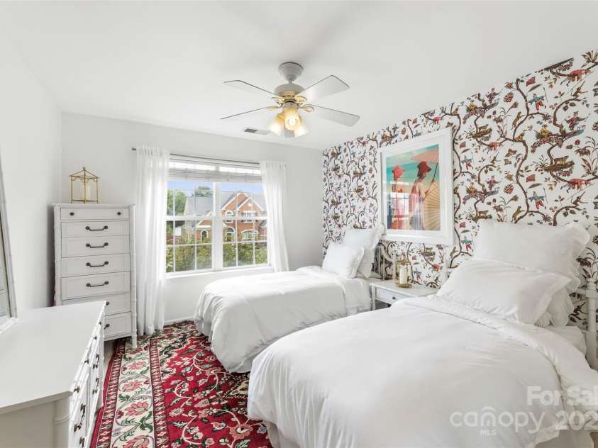 10928 Knight Castle Drive, Charlotte, NC 28277.  MLS# CAR4280525, YatesRealty ID 32297. 