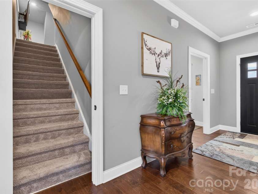 192 Staffordshire Drive, Statesville, NC 28625.  MLS# CAR4394498, YatesRealty ID 32298. 