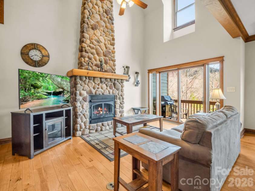 268 Wambli Pass, Lake Lure, NC 28746.  MLS# CAR4352946, YatesRealty ID 3230. 