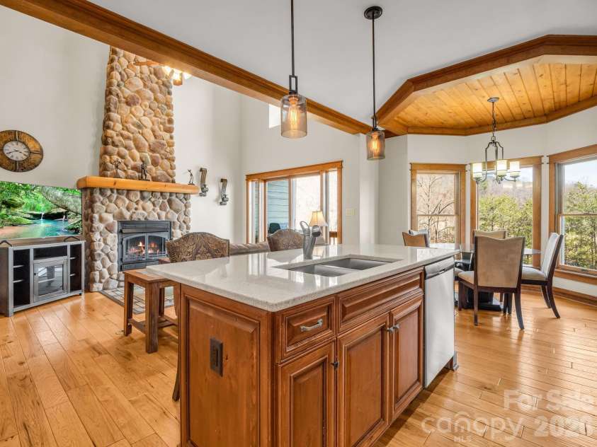 268 Wambli Pass, Lake Lure, NC 28746.  MLS# CAR4352946, YatesRealty ID 3230. 