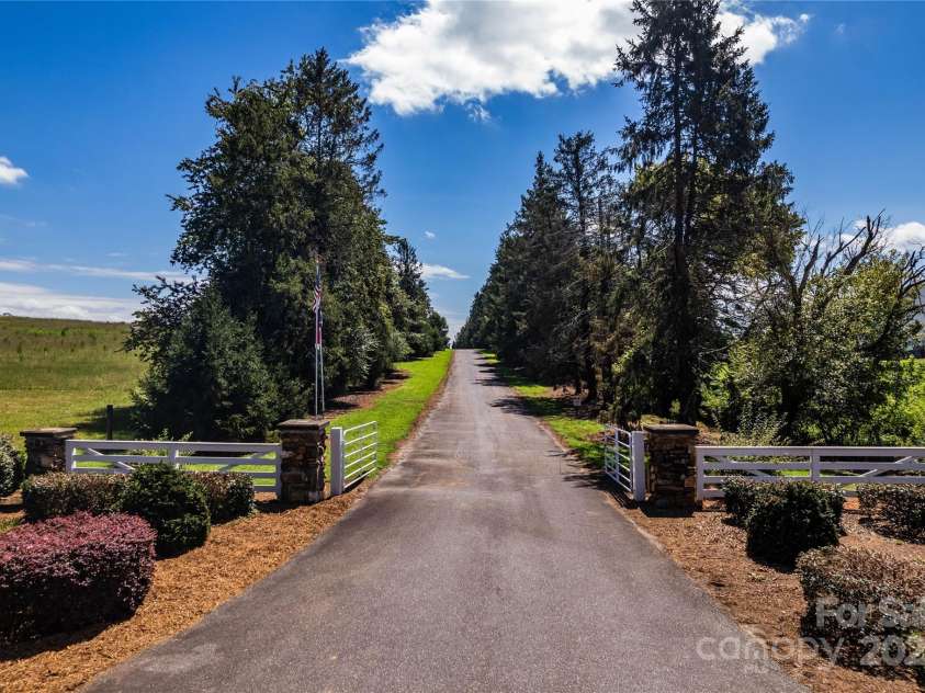 3651 Nc 10 Highway, Newton, NC 28658.  MLS# CAR4290663, YatesRealty ID 3230. 