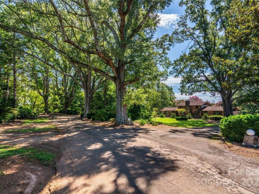 3651 Nc 10 Highway, Newton, NC 28658.  MLS# CAR4290663, YatesRealty ID 3230. 