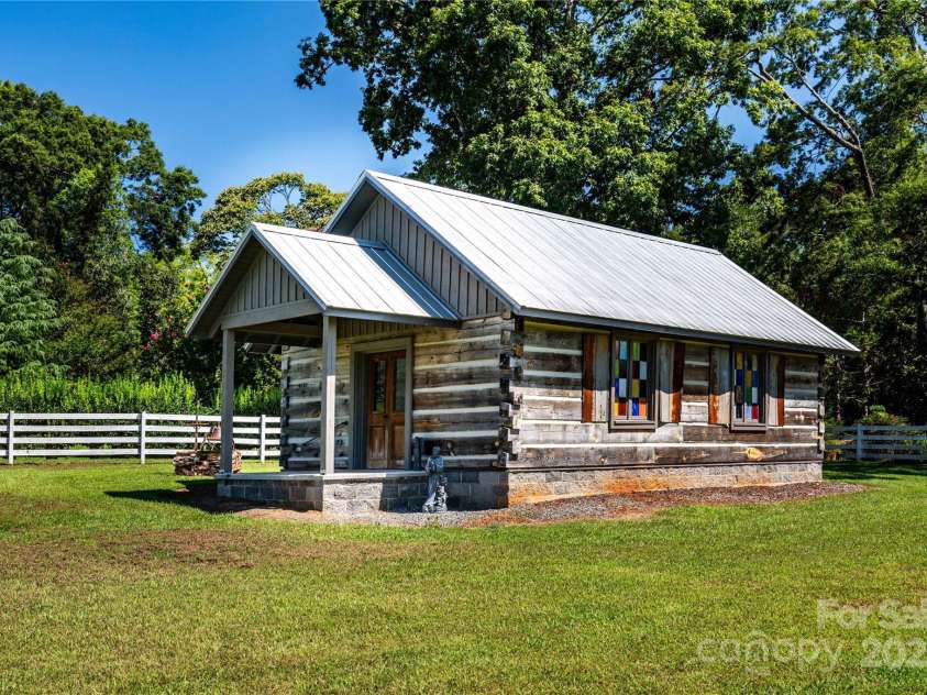 3651 Nc 10 Highway, Newton, NC 28658.  MLS# CAR4290663, YatesRealty ID 3230. 