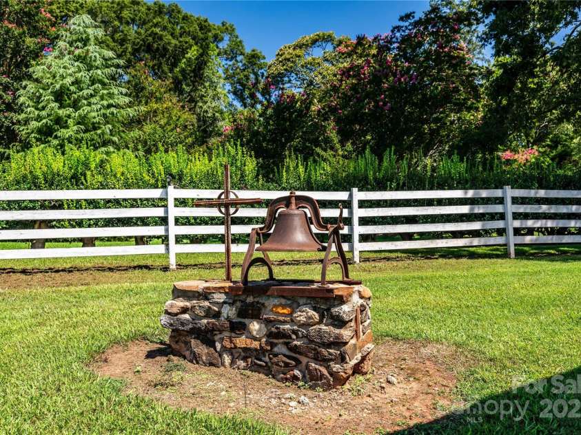 3651 Nc 10 Highway, Newton, NC 28658.  MLS# CAR4290663, YatesRealty ID 3230. 