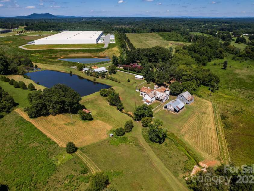 3651 Nc 10 Highway, Newton, NC 28658.  MLS# CAR4290663, YatesRealty ID 3230. 