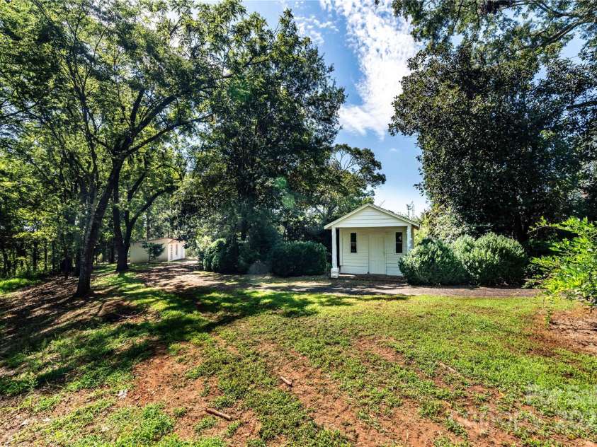 3651 Nc 10 Highway, Newton, NC 28658.  MLS# CAR4290663, YatesRealty ID 3230. 